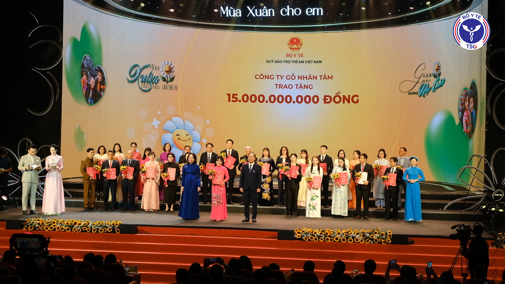 Chương trình “Mùa xuân cho em” lần thứ 19 tiếp nhận hơn 116 tỷ đồng hỗ trợ trẻ em khó khăn