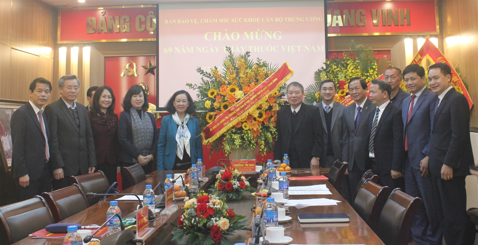 Đồng chí Trương Thị Mai thăm và làm việc với Ban Bảo vệ, chăm sóc sức khỏe cán bộ Trung ương